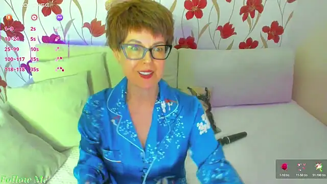 Snapshot of JennAlison chatting on 9, 4, 2026 JennAlison online show from 9, 4, 2026