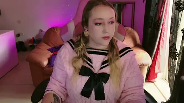 Snapshot of kisicaxx chatting on 7, 2, 2025 kisicaxx online show from 7, 2, 2025