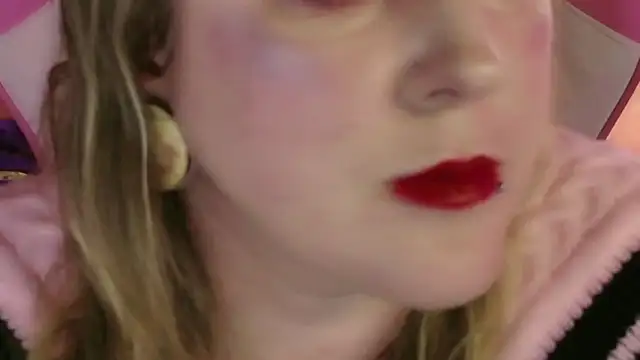 Snapshot of kisicaxx chatting on 7, 2, 2025 kisicaxx online show from 7, 2, 2025