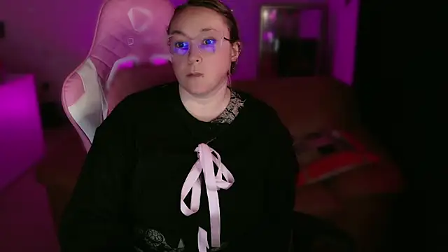 Snapshot of kisicaxx chatting on 27, 2, 2025 kisicaxx online show from 27, 2, 2025