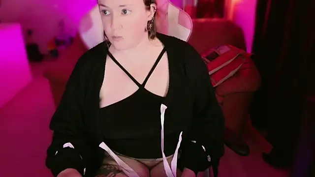 Snapshot of kisicaxx chatting on 3, 3, 2025 kisicaxx online show from 3, 3, 2025