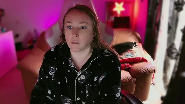 Snapshot of kisicaxx chatting on 9, 3, 2025 kisicaxx online show from 9, 3, 2025