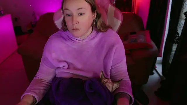 Snapshot of kisicaxx chatting on 11, 3, 2025 kisicaxx online show from 11, 3, 2025