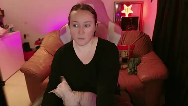 Snapshot of kisicaxx chatting on 14, 3, 2025 kisicaxx online show from 14, 3, 2025