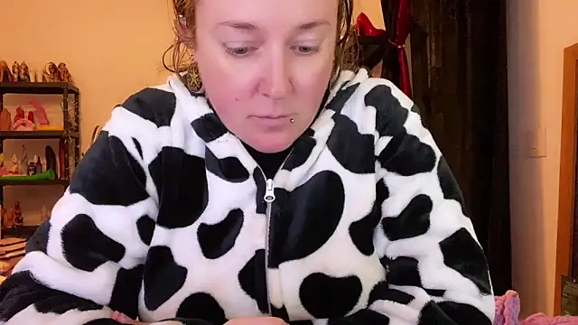 Snapshot of kisicaxx chatting on 3, 12, 2025 kisicaxx online show from 3, 12, 2025