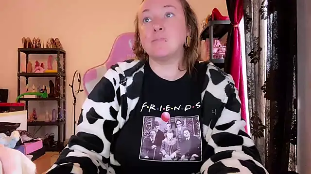 Snapshot of kisicaxx chatting on 16, 12, 2025 kisicaxx online show from 16, 12, 2025