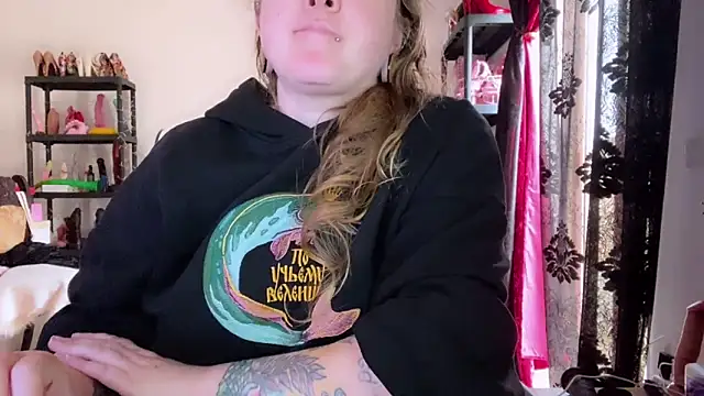 Snapshot of kisicaxx chatting on 9, 3, 2026 kisicaxx online show from 9, 3, 2026