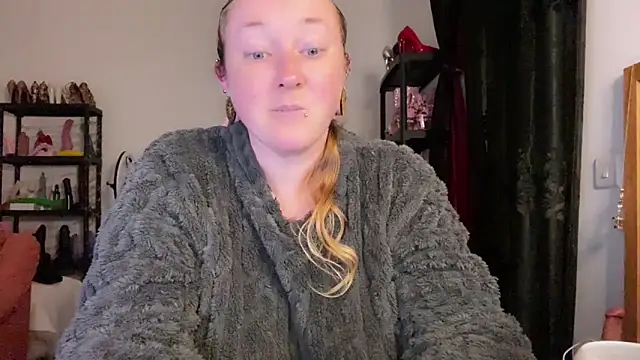 Snapshot of kisicaxx chatting on 12, 3, 2026 kisicaxx online show from 12, 3, 2026