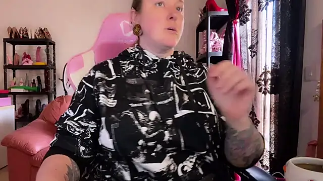 Snapshot of kisicaxx chatting on 16, 3, 2026 kisicaxx online show from 16, 3, 2026