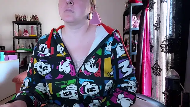 Snapshot of kisicaxx chatting on 23, 3, 2026 kisicaxx online show from 23, 3, 2026