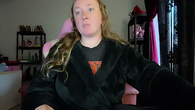 Snapshot of kisicaxx chatting on 1, 4, 2026 kisicaxx online show from 1, 4, 2026