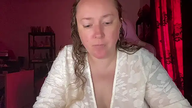 Snapshot of kisicaxx chatting on 21, 7, 2026 kisicaxx online show from 21, 7, 2026