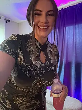 Snapshot of lovely_beast chatting on 10, 7, 2026 lovely beast online show from 10, 7, 2026