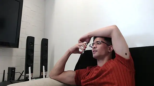 Snapshot of SebastianReiss chatting on 19, 3, 2025 SebastianReiss online show from 19, 3, 2025