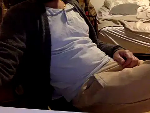 Snapshot of BADGUY2021 chatting on 22, 12, 2024 BADGUY2021 online show from 22, 12, 2024