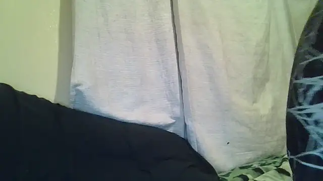 Snapshot of OscarbidD661 chatting on 5, 5, 2026 OscarbidD661 online show from 5, 5, 2026