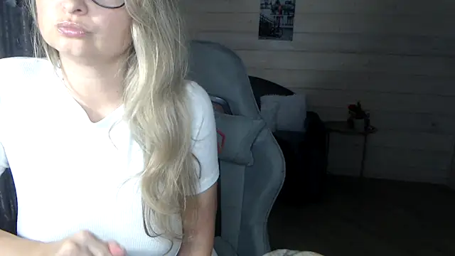 RubiLakros online show from 21, 10, 2025