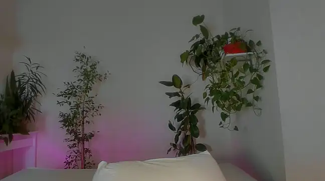 Snapshot of Masha_01 chatting on 10, 2, 2025 Masha 01 online show from 10, 2, 2025