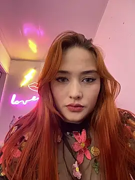 Snapshot of Tulipa_ chatting on 19, 12, 2024 Tulipa online show from 19, 12, 2024