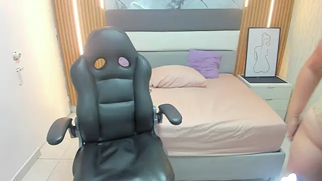 LEYNABRAUN online show from 16, 3, 2026