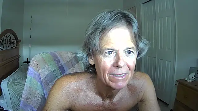 Snapshot of nakeedcowboi65 chatting on 28, 6, 2026 nakeedcowboi65 online show from 28, 6, 2026