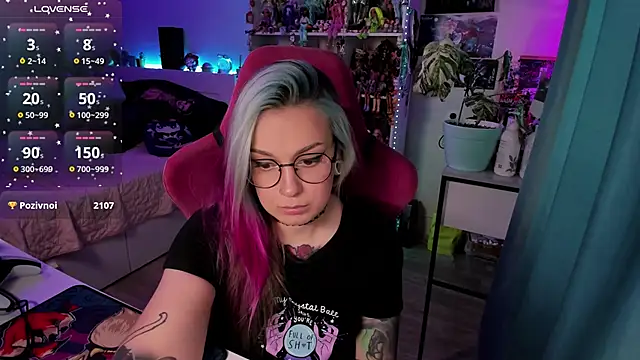 ChloeKohaku online show from 11, 2, 2025