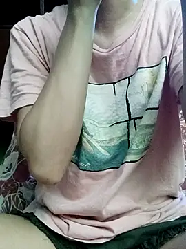 Snapshot of QueenSoreal chatting on 2, 2, 2026 QueenSoreal online show from 2, 2, 2026