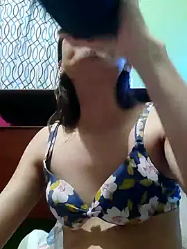 Snapshot of QueenSoreal chatting on 15, 2, 2026 QueenSoreal online show from 15, 2, 2026