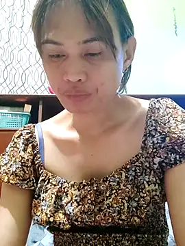 Snapshot of QueenSoreal chatting on 21, 2, 2026 QueenSoreal online show from 21, 2, 2026