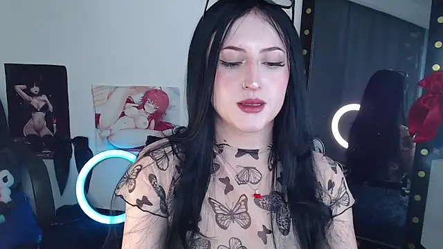 Snapshot of Evelyn_Sheeran chatting on 27, 4, 2026 Evelyn Sheeran online show from 27, 4, 2026