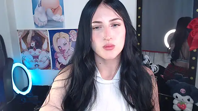 Snapshot of Evelyn_Sheeran chatting on 12, 7, 2026 Evelyn Sheeran online show from 12, 7, 2026