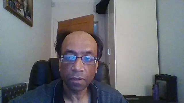 Snapshot of rauncher1 chatting on 6, 1, 2025 rauncher1 online show from 6, 1, 2025
