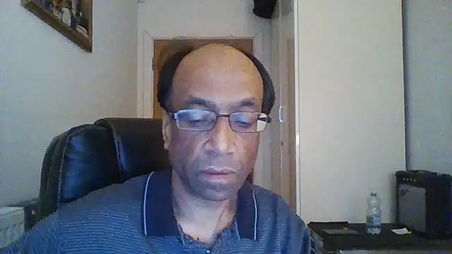 Snapshot of rauncher1 chatting on 14, 1, 2025 rauncher1 online show from 14, 1, 2025