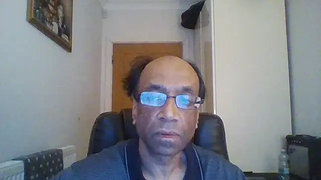 Snapshot of rauncher1 chatting on 27, 1, 2025 rauncher1 online show from 27, 1, 2025