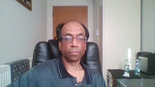 Snapshot of rauncher1 chatting on 30, 1, 2025 rauncher1 online show from 30, 1, 2025