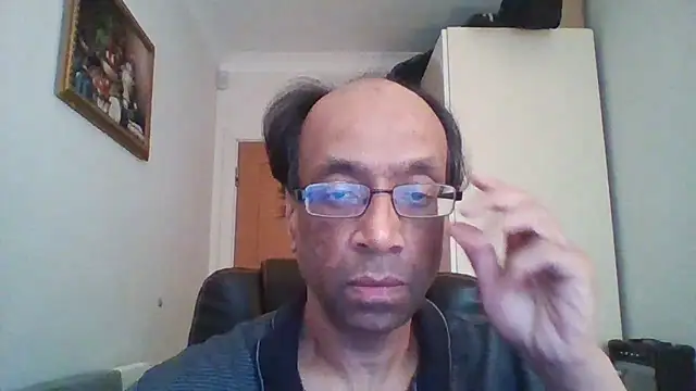 Snapshot of rauncher1 chatting on 24, 2, 2025 rauncher1 online show from 24, 2, 2025