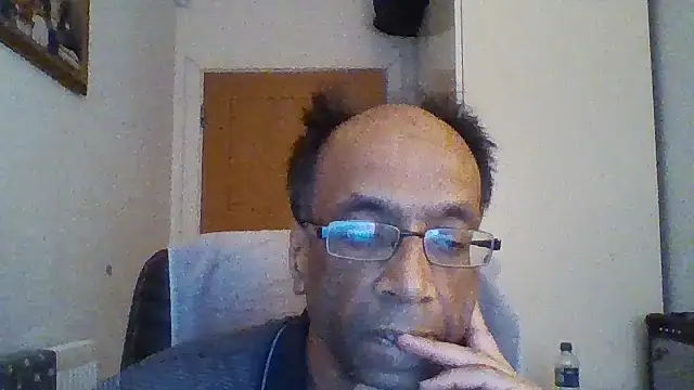 Snapshot of rauncher1 chatting on 6, 10, 2025 rauncher1 online show from 6, 10, 2025