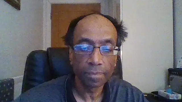 Snapshot of rauncher1 chatting on 28, 11, 2025 rauncher1 online show from 28, 11, 2025