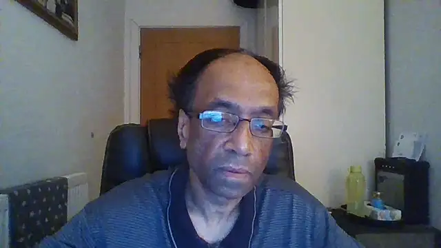 Snapshot of rauncher1 chatting on 29, 11, 2025 rauncher1 online show from 29, 11, 2025