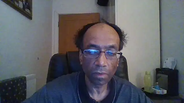 Snapshot of rauncher1 chatting on 1, 12, 2025 rauncher1 online show from 1, 12, 2025