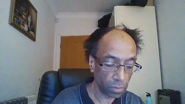 Snapshot of rauncher1 chatting on 3, 12, 2025 rauncher1 online show from 3, 12, 2025