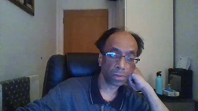 Snapshot of rauncher1 chatting on 3, 12, 2025 rauncher1 online show from 3, 12, 2025