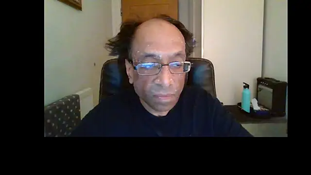 Snapshot of rauncher1 chatting on 11, 6, 2026 rauncher1 online show from 11, 6, 2026