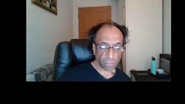Snapshot of rauncher1 chatting on 18, 7, 2026 rauncher1 online show from 18, 7, 2026