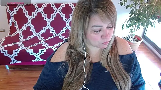 bella savati online show from 11, 3, 2025