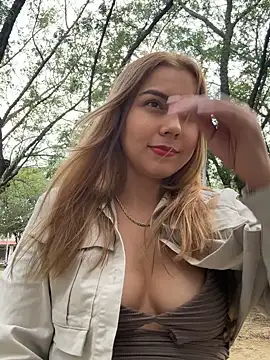 Snapshot of Brittanyrosexx chatting on 3, 2, 2026 Brittanyrosexx online show from 3, 2, 2026