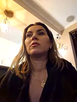 FeliciaKrige online show from 21, 2, 2025