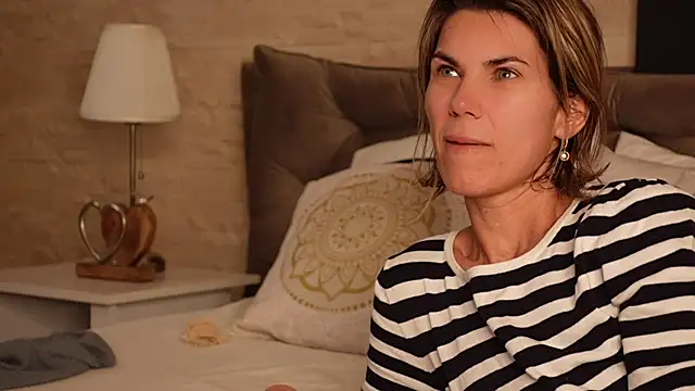 FeliciaKrige online show from 7, 4, 2026