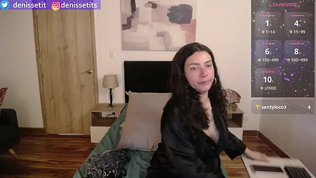DenisseTits online show from 2, 2, 2025