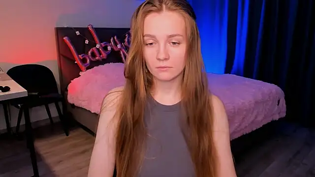 Snapshot of SweetMilkis chatting on 15, 2, 2025 SweetMilkis online show from 15, 2, 2025